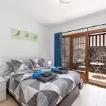 Poppy Villa Playa Blanca (Lanzarote)