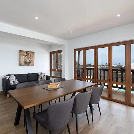 Poppy * Playa Blanca